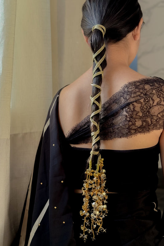 Nooriyah Embellished Paranda