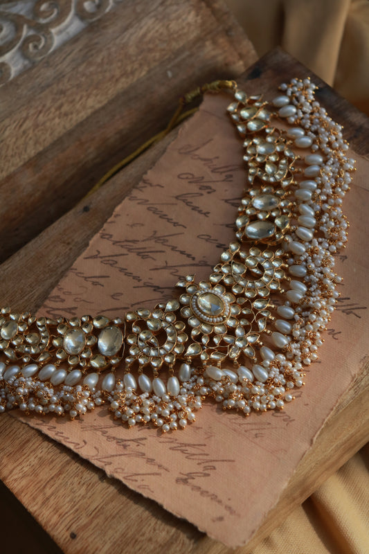 Ayla Kundan Necklace Set