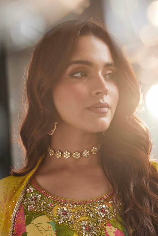 Ira Floral Kundan Necklace