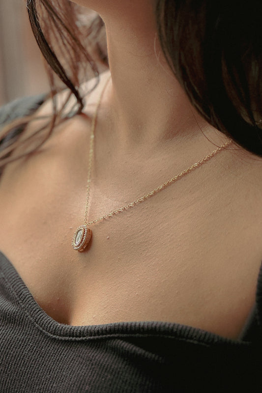 Safah Pendant Necklace