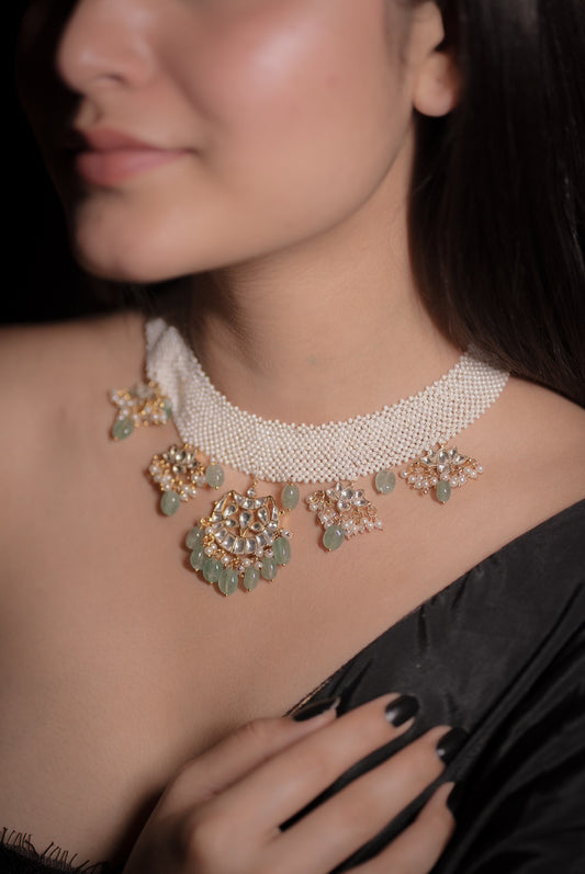 Amunet Kundan Necklace