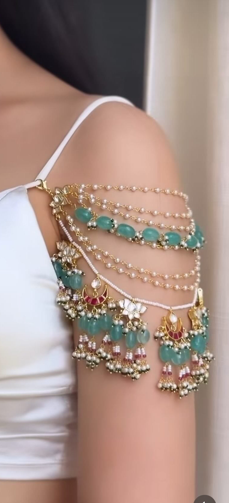 Mahzabeen Kundan Multiway Hair Accessory