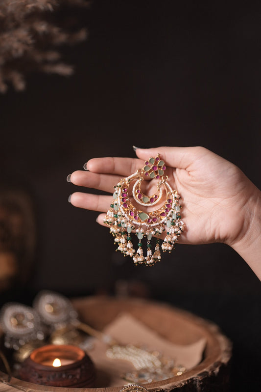 Leis Kundan Earrings