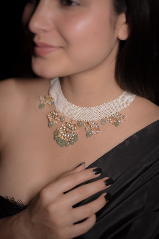 Amunet Kundan Necklace