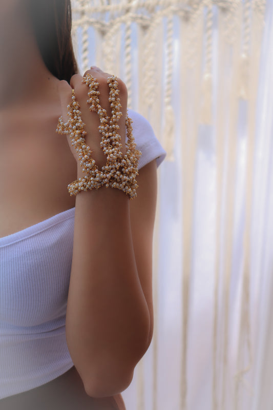 Pearl Zeal Hathphool