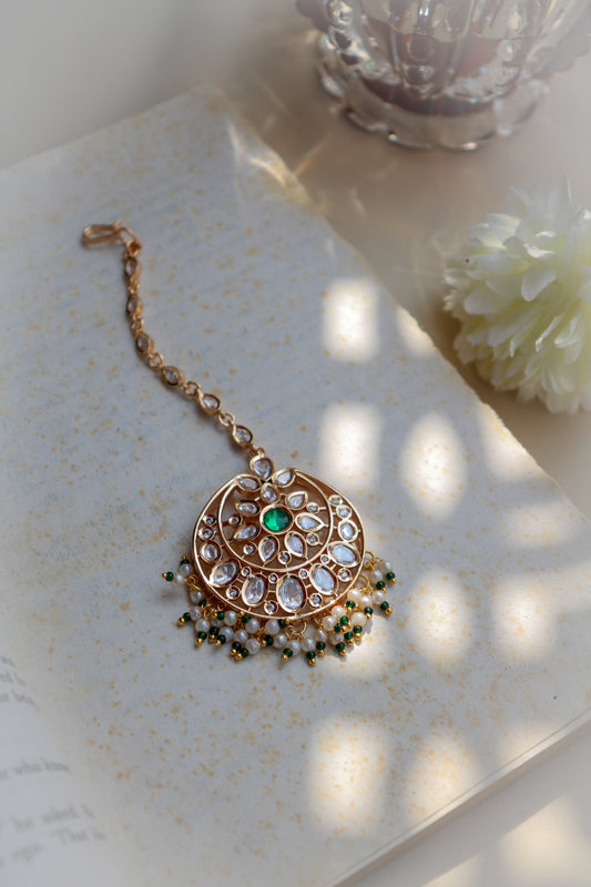 Amantra Green Kundan Maangtikka