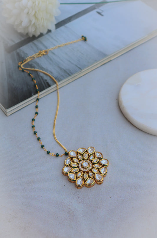 Birdie Kundan Pendant