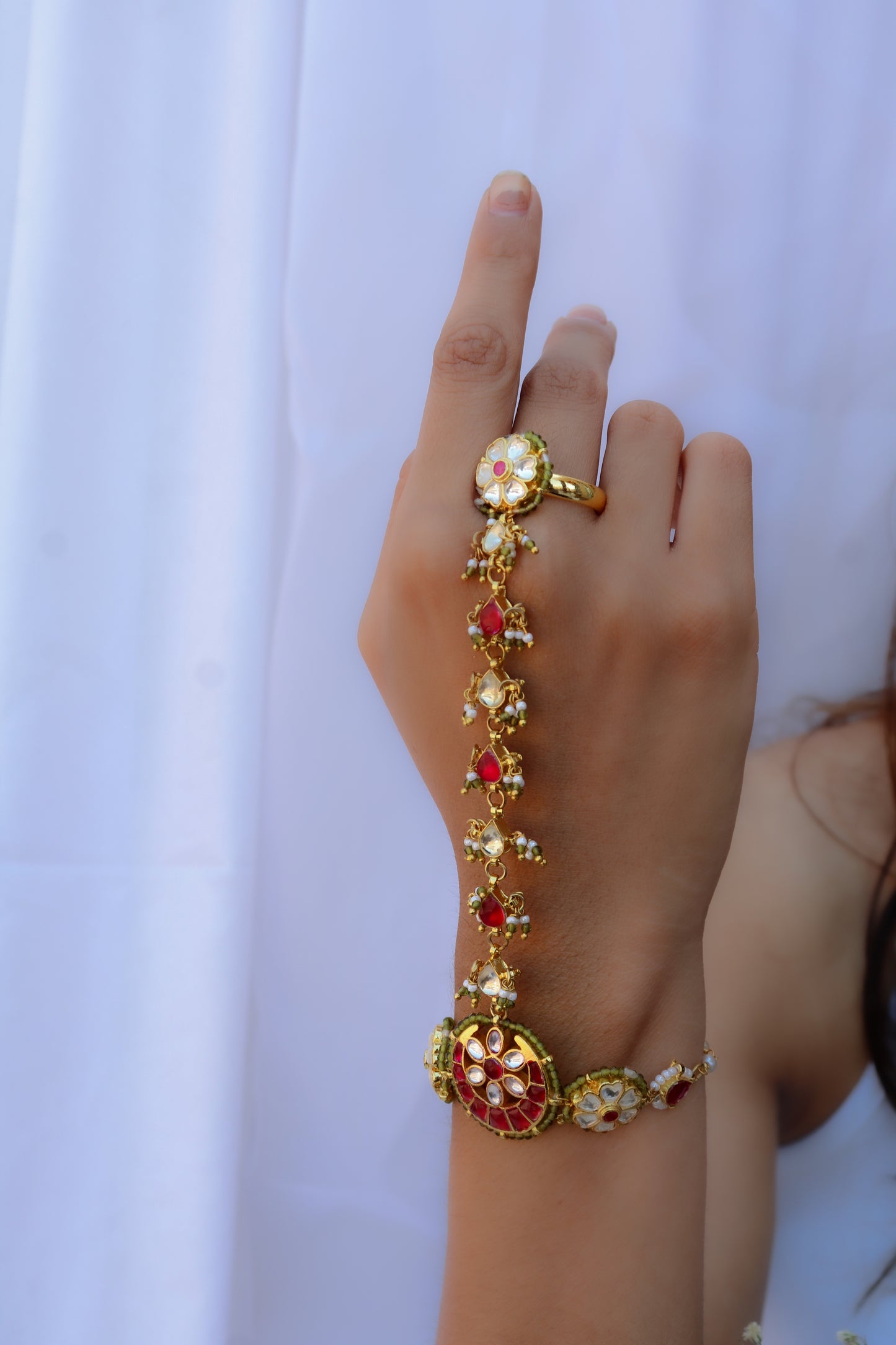 Callie Red Kundan Hathphool