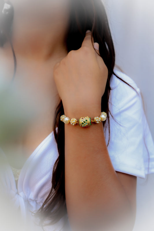 Mikayla Pearl Bracelet