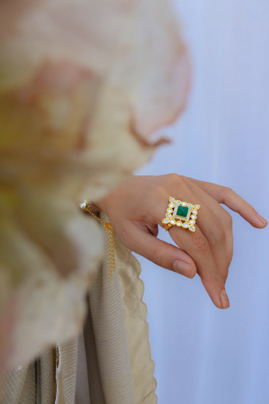 Nisa Green Kundan Ring