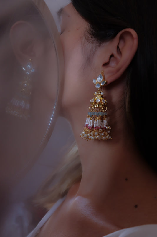 Baahar Kundan Jhumkas