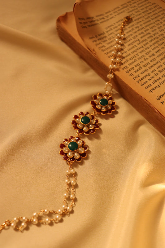 Glory Mother of Pearl Necklace