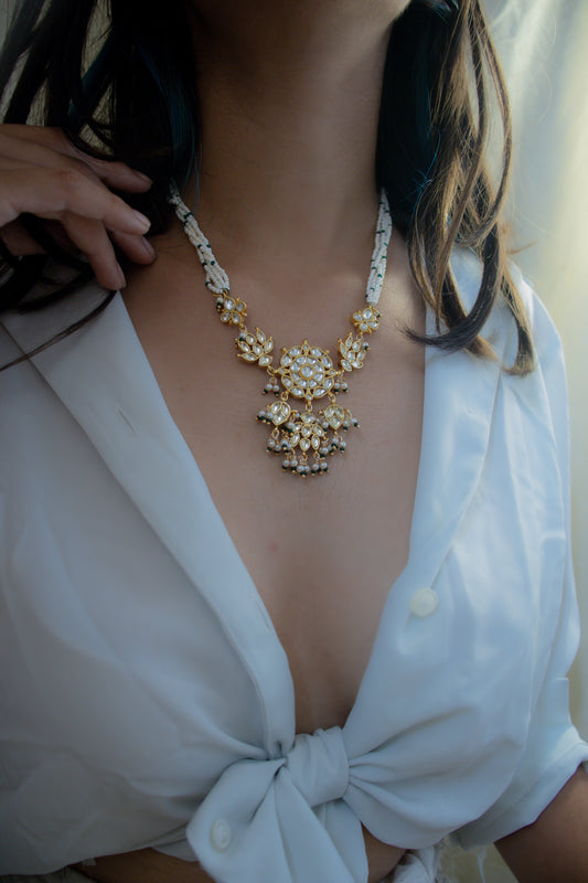 Qareen Kundan Necklace