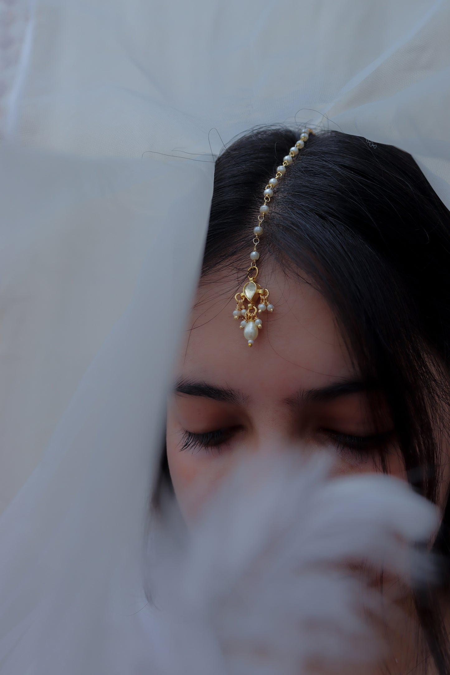 Iztiraar Kundan Maangtikka