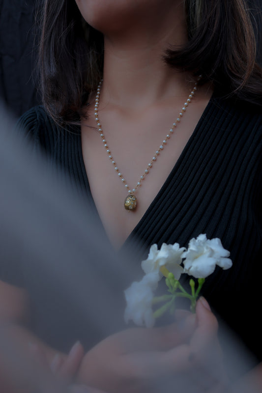 Pearl Trail Necklace