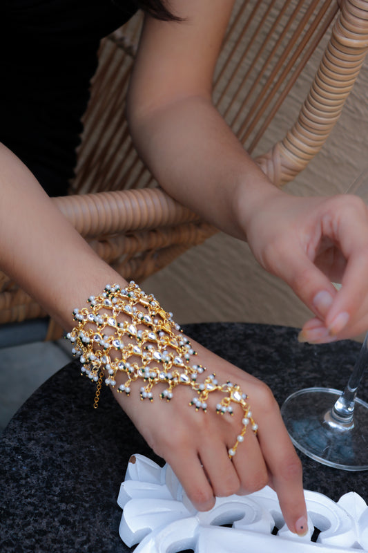 Jashnam Kundan Hathphool