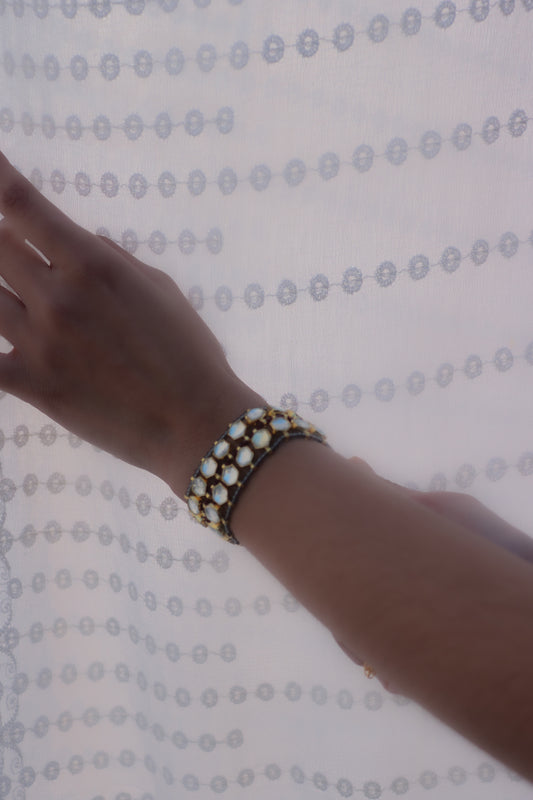 Biswa Kundan Bracelet