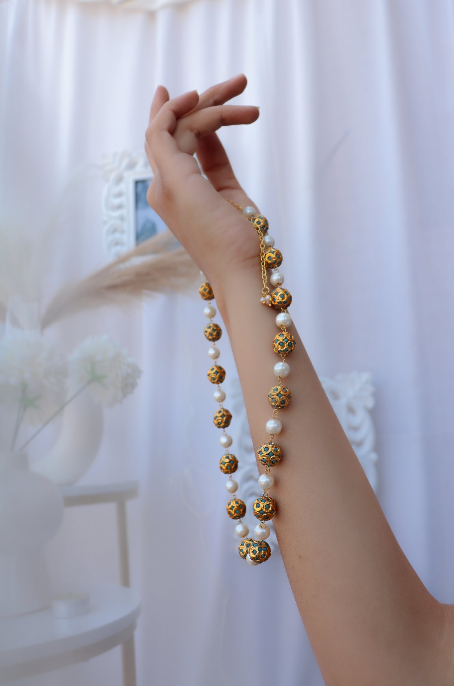Azure String Pearl Necklace