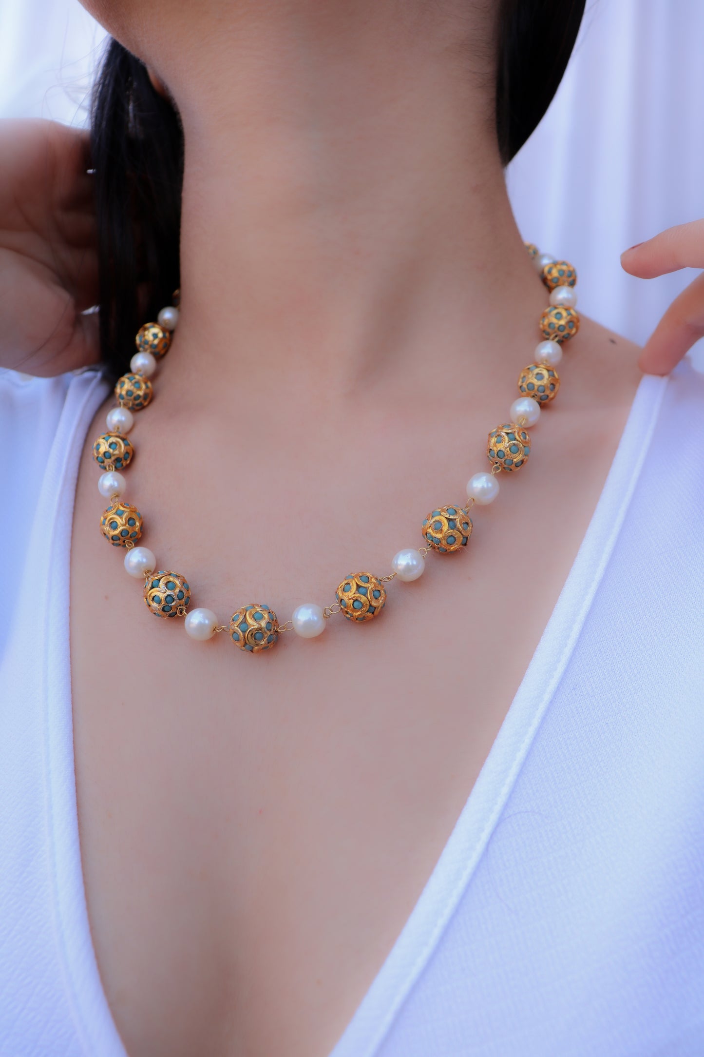 Azure String Pearl Necklace