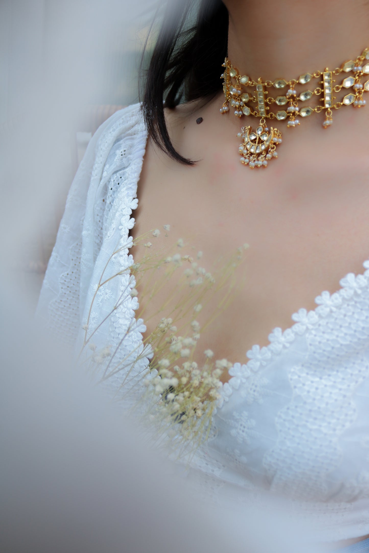 Aaban Kundan Choker Necklace