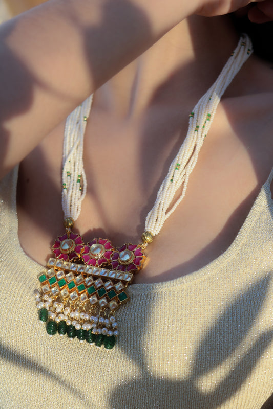 Naaz Kundan Necklace