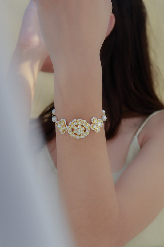 Yuva Kundan Bracelet