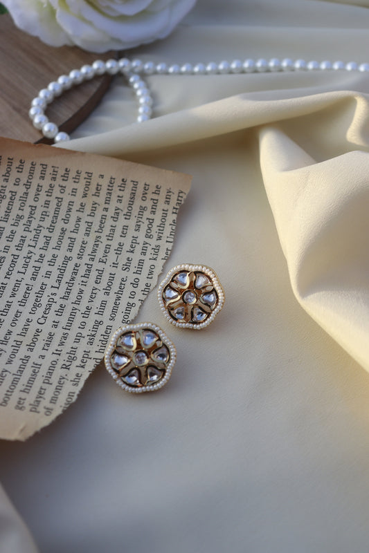 Vasni Kundan Earrings