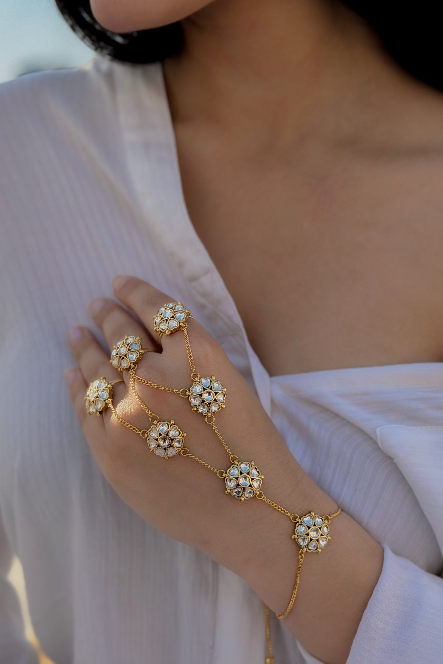 Gaurika Floral Kundan Hathphool