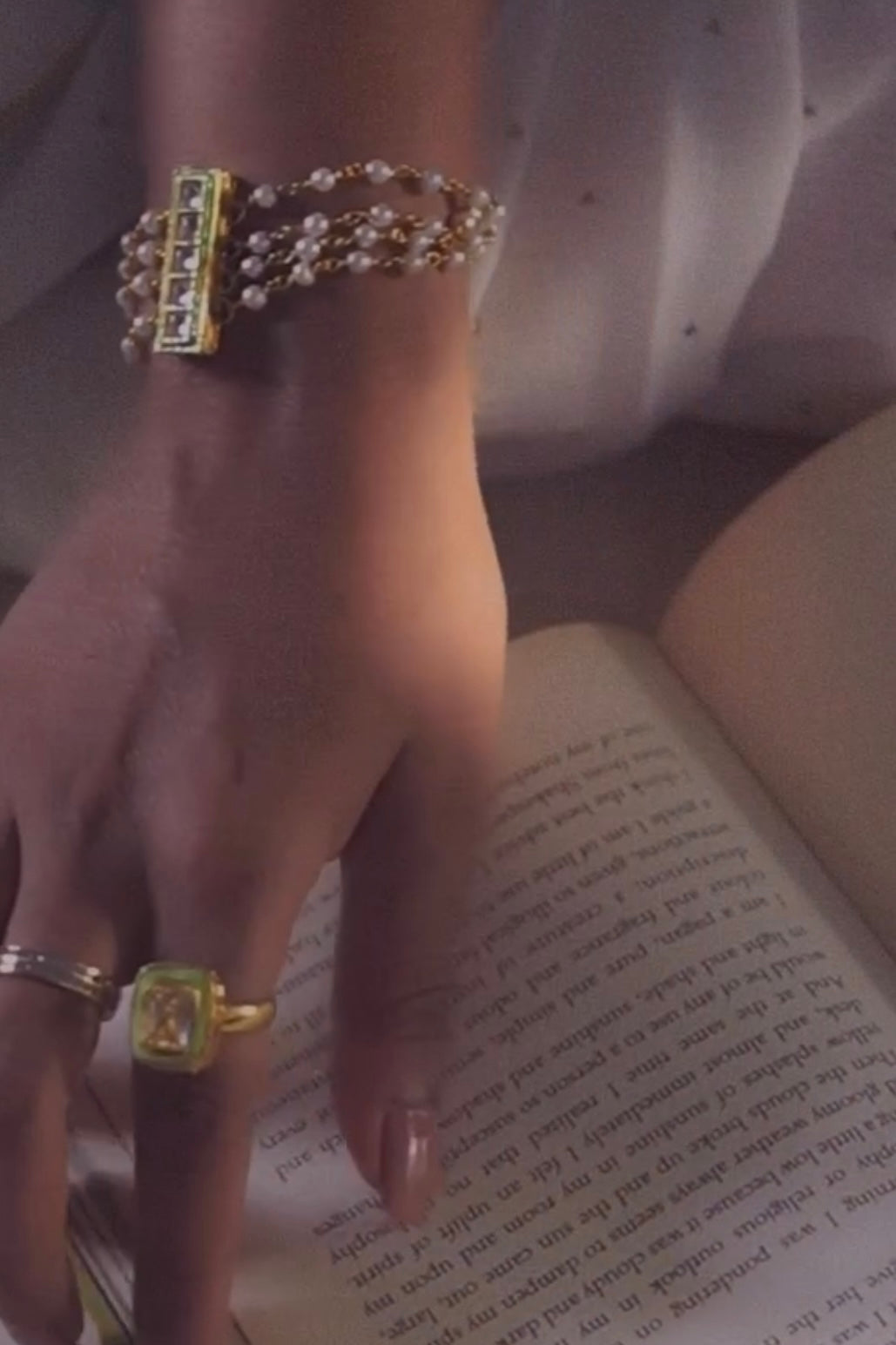 Pearl Strings Bracelet