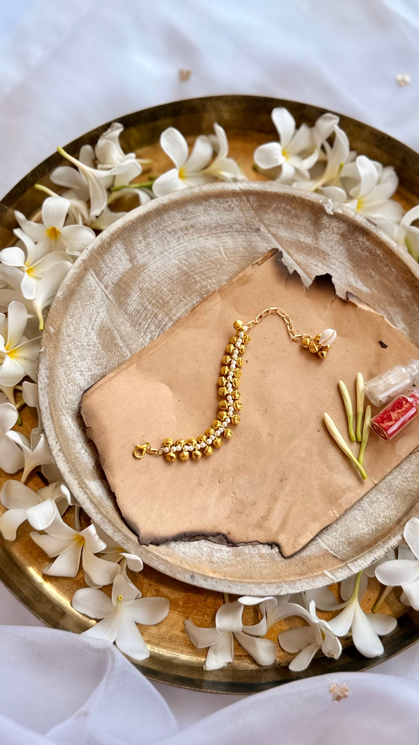 Shanak Ghungroo Bracelet Rakhi