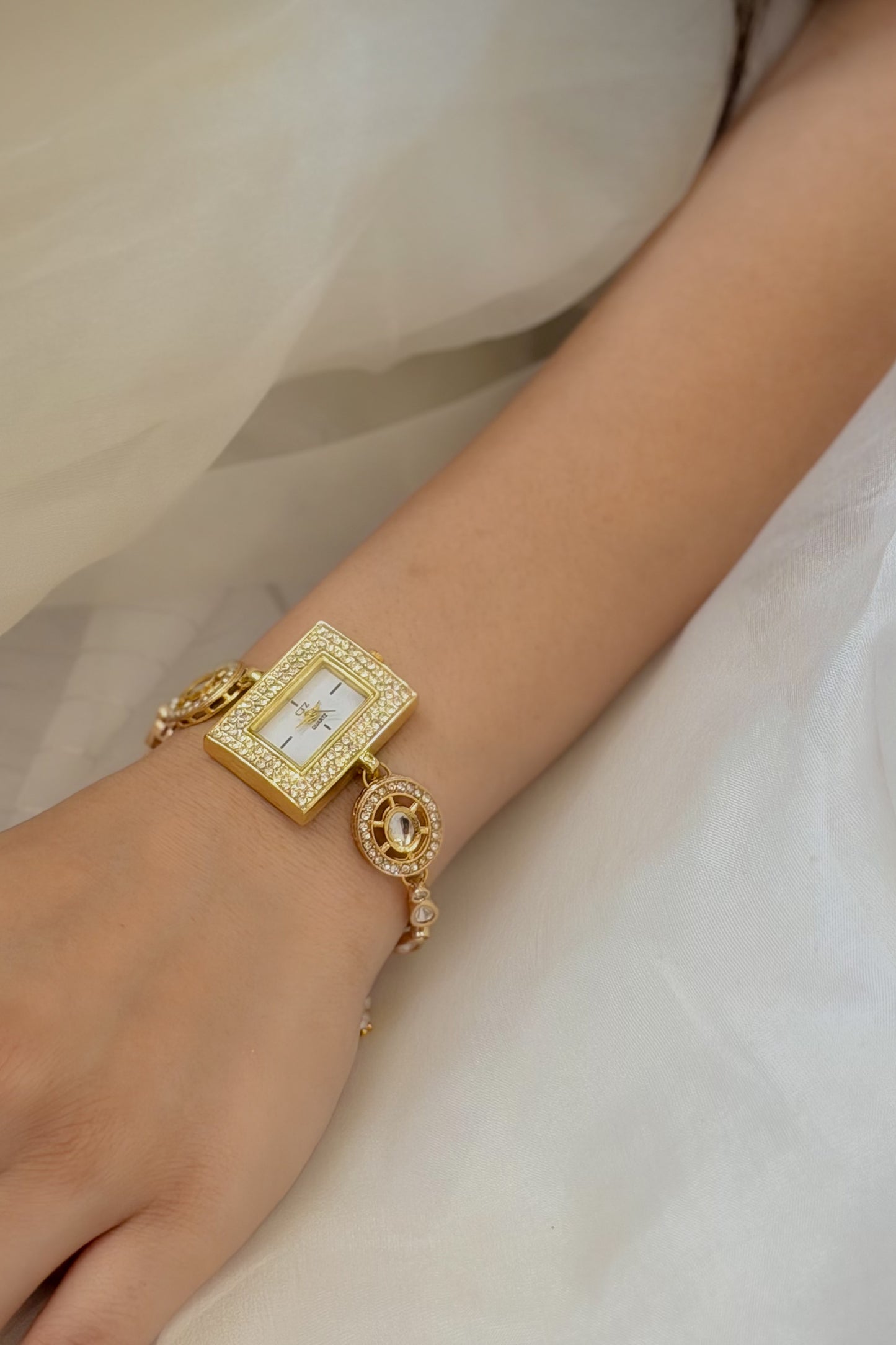 Mahveen Polki Watch