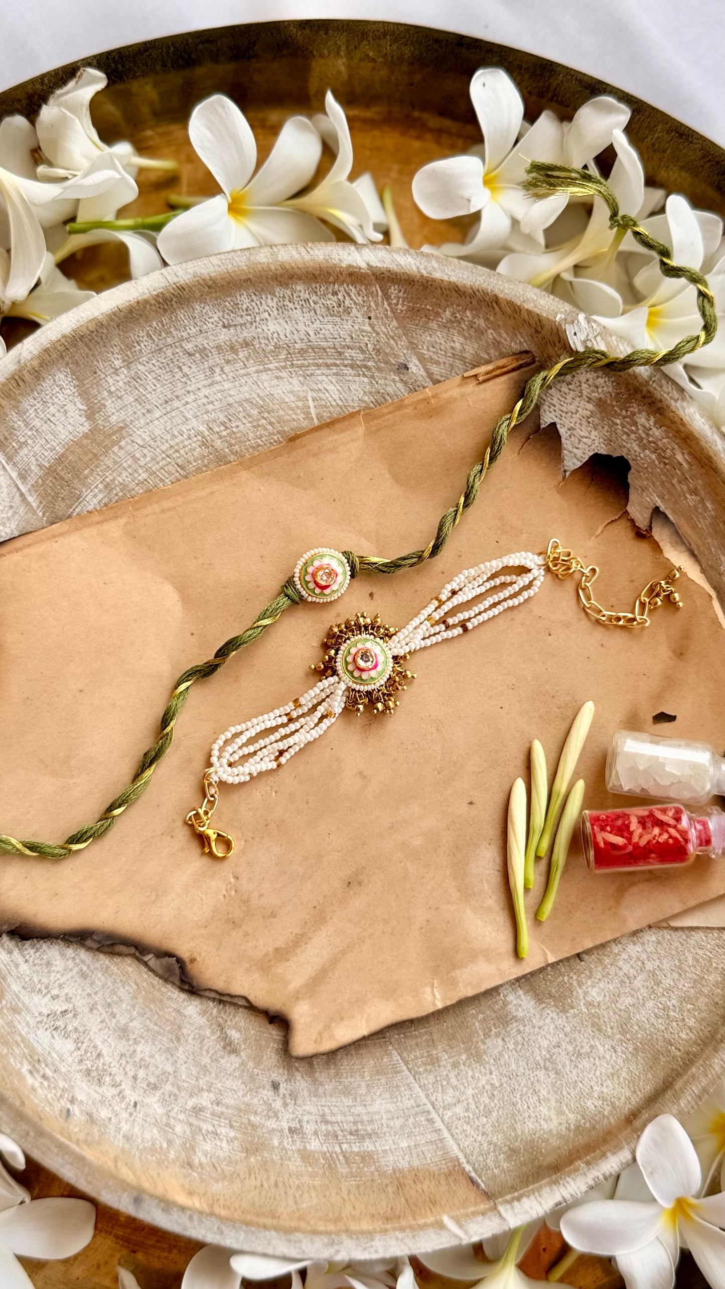 Yuvan Meenakari Rakhi & Lumba Set