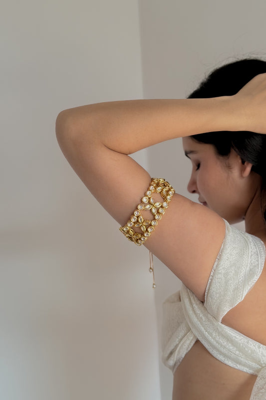 Arisha Kundan Banjubandh