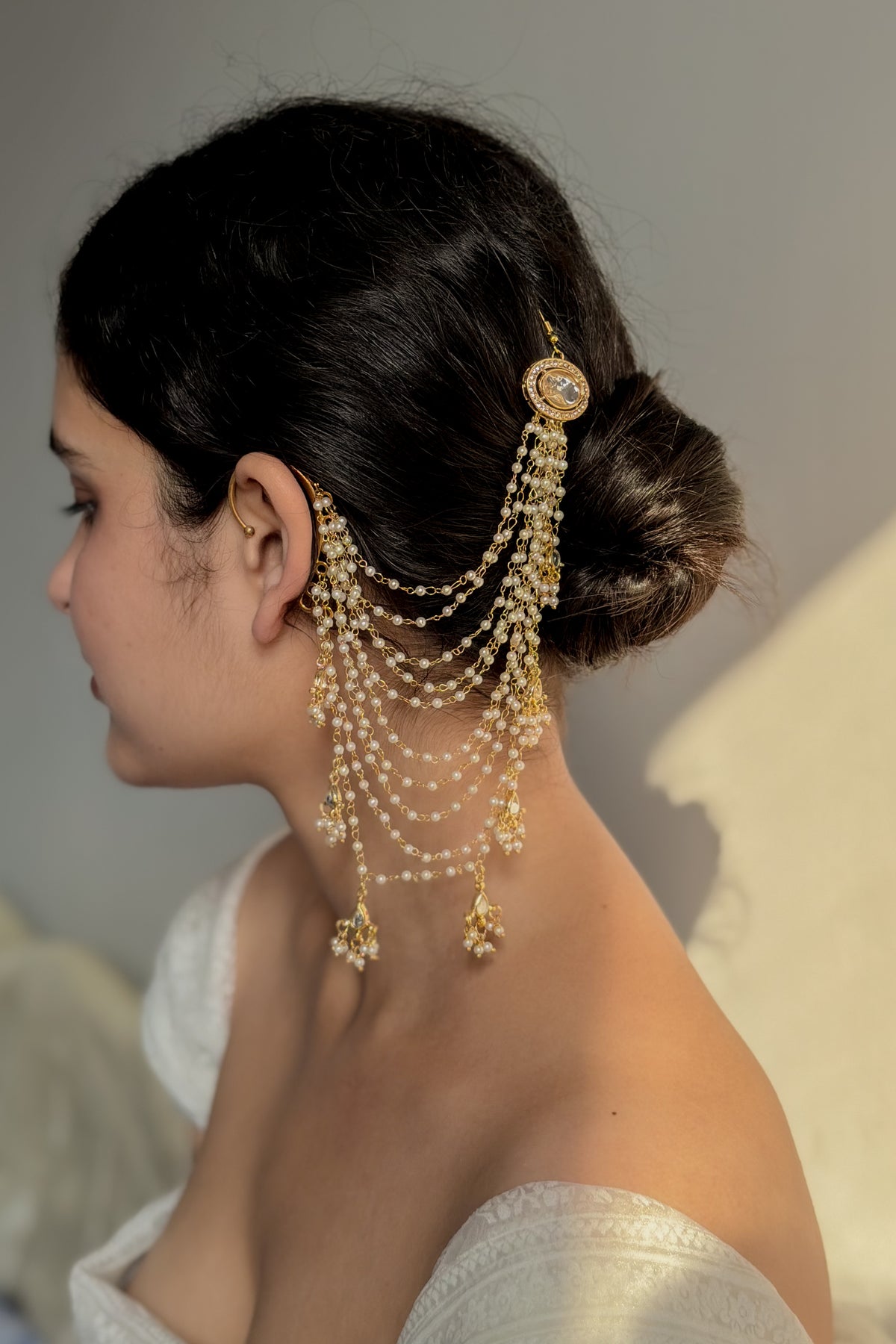 Muneera Pearl Layered Earchain