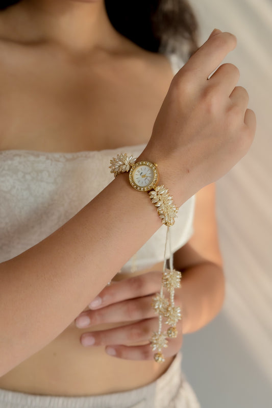 Aizah Pearl Watch