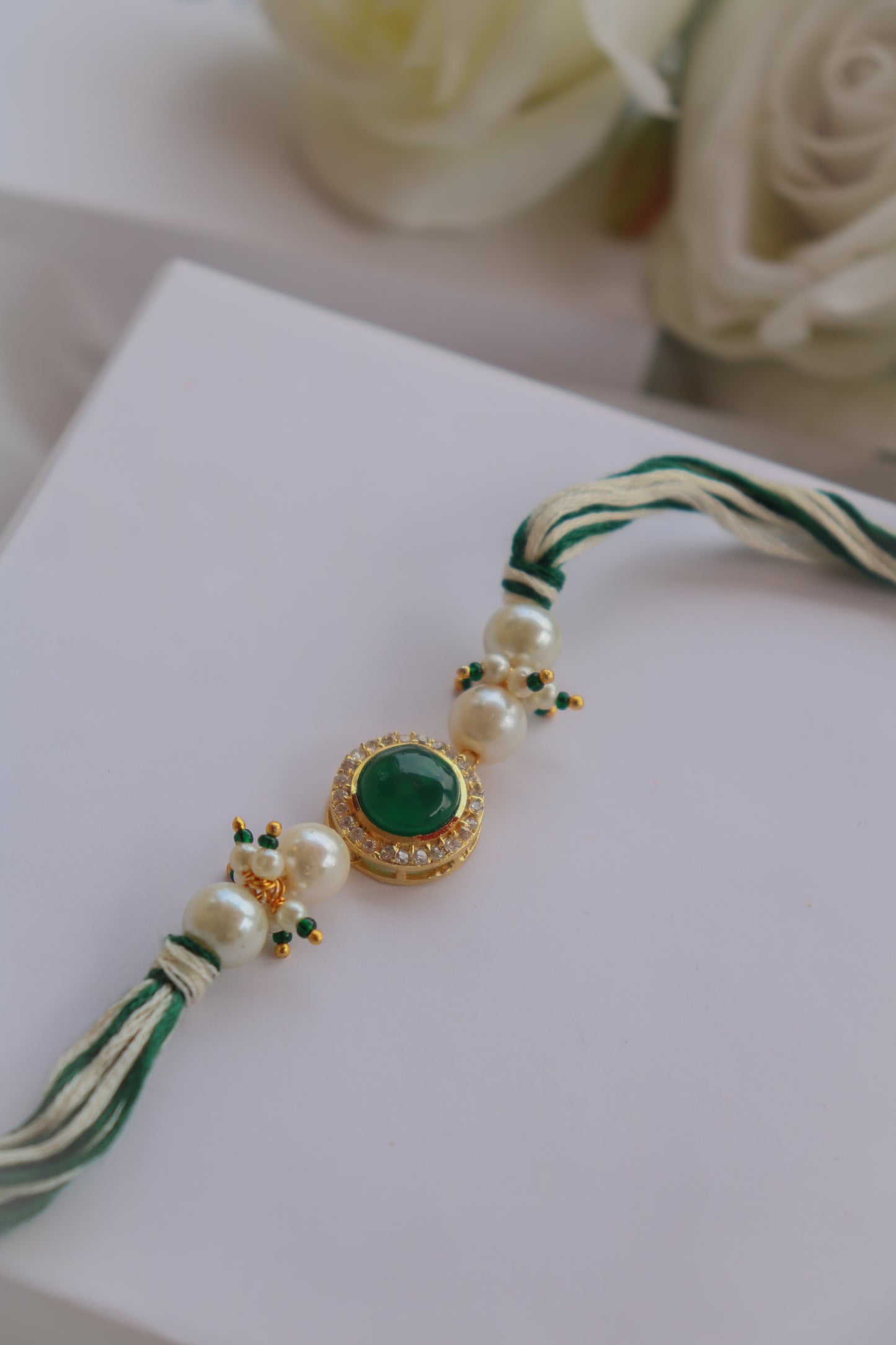 Niam Kundan Rakhi