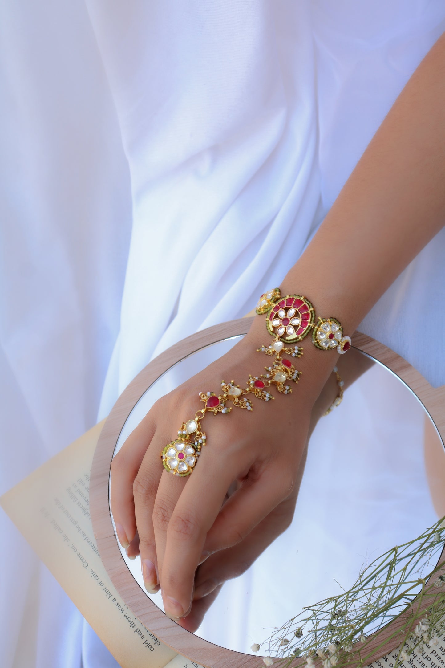 Callie Red Kundan Hathphool