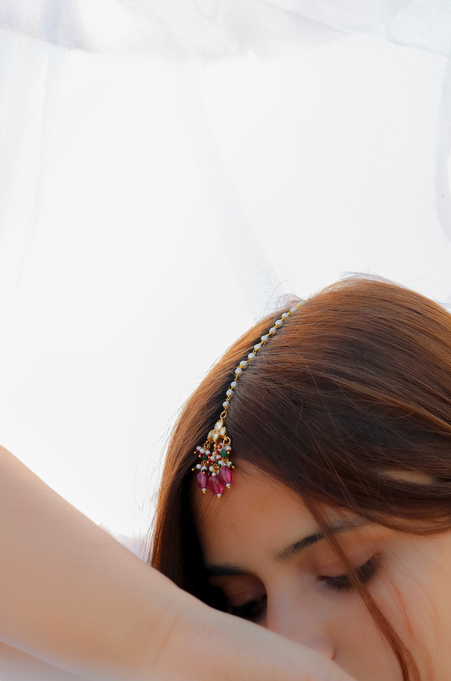 Wakti Kundan Maangtikka and Earrings Set