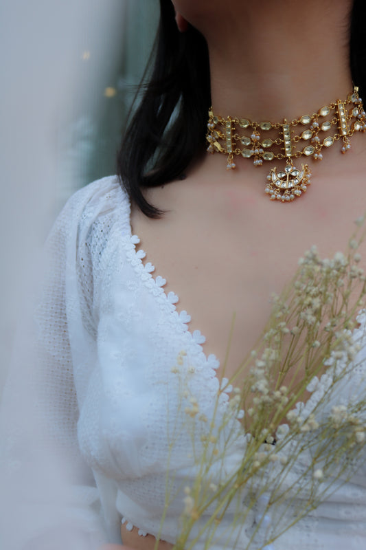 Aaban Kundan Choker Necklace