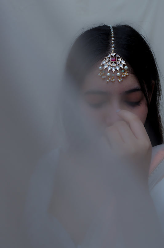 Tarjuma Kundan Maangtikka