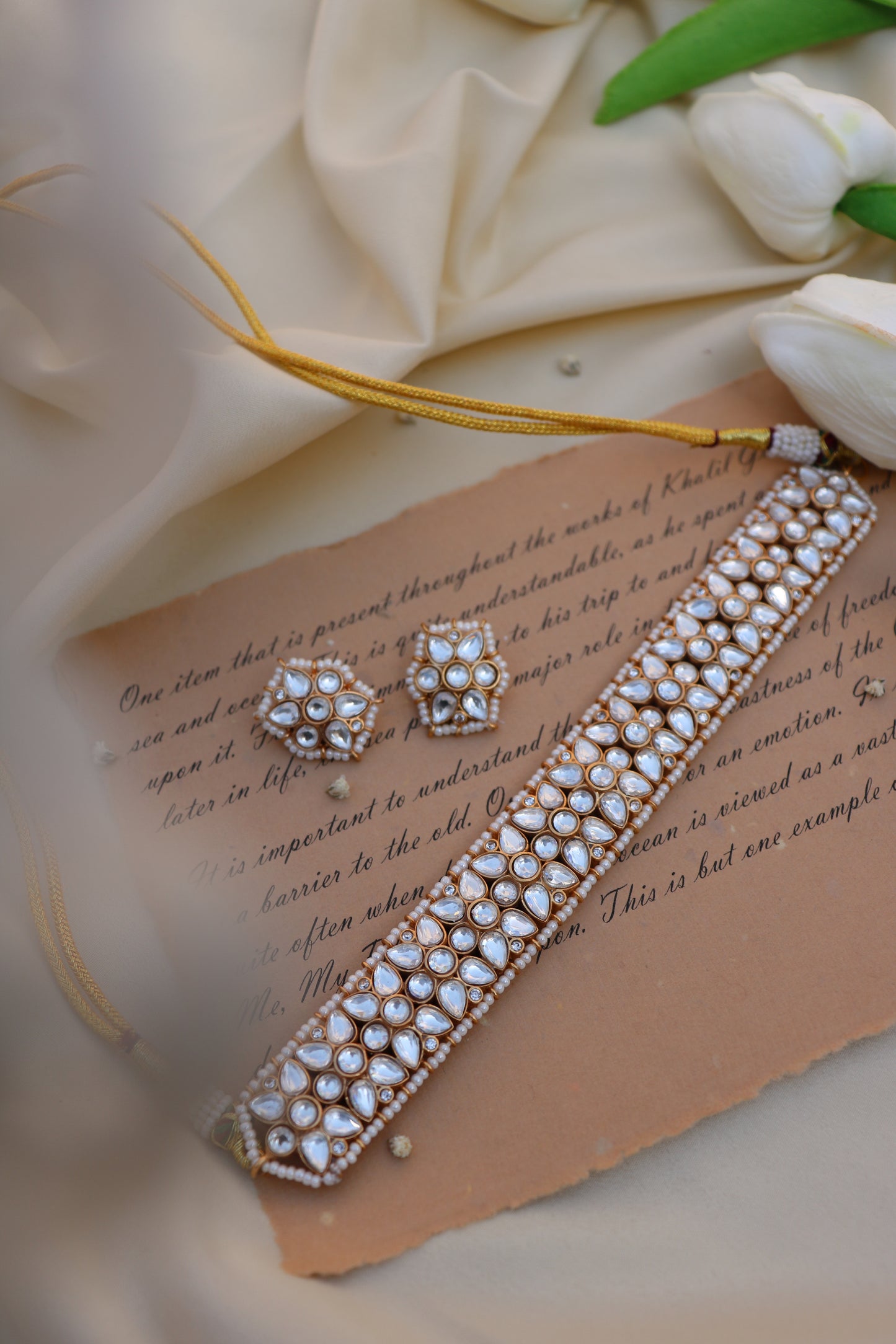 Anvi Kundan Necklace Set