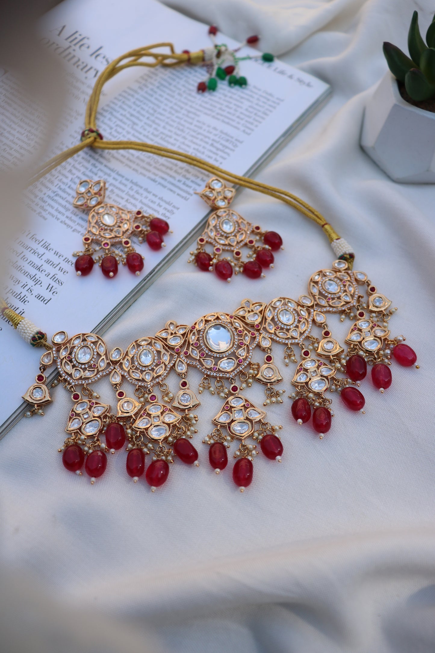 Sophie Kundan Necklace Set